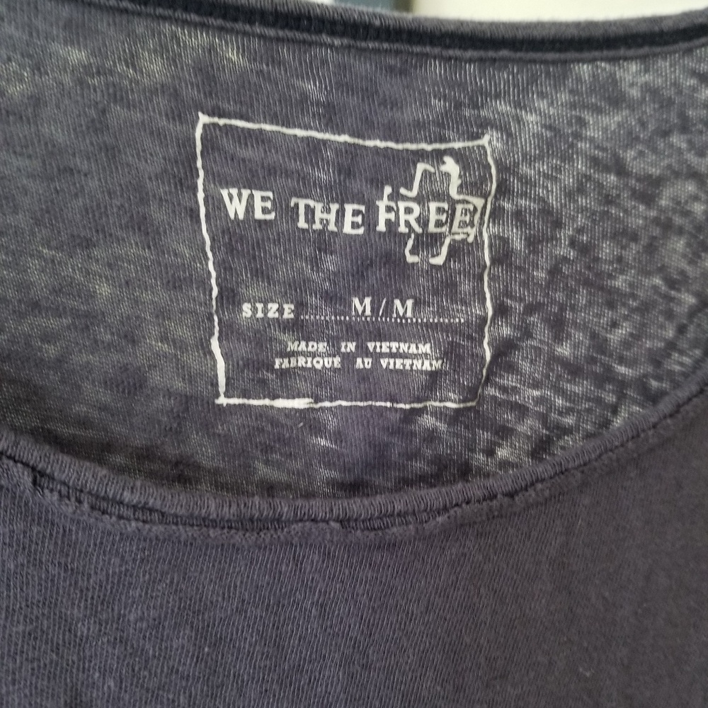Free People - Picture 2 of 4